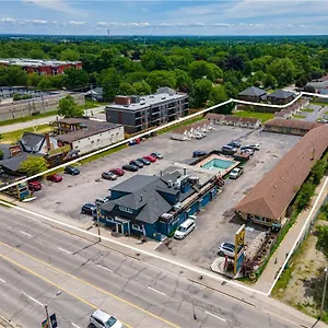 https://falls-manor-resort.niagara-fallshotels.com