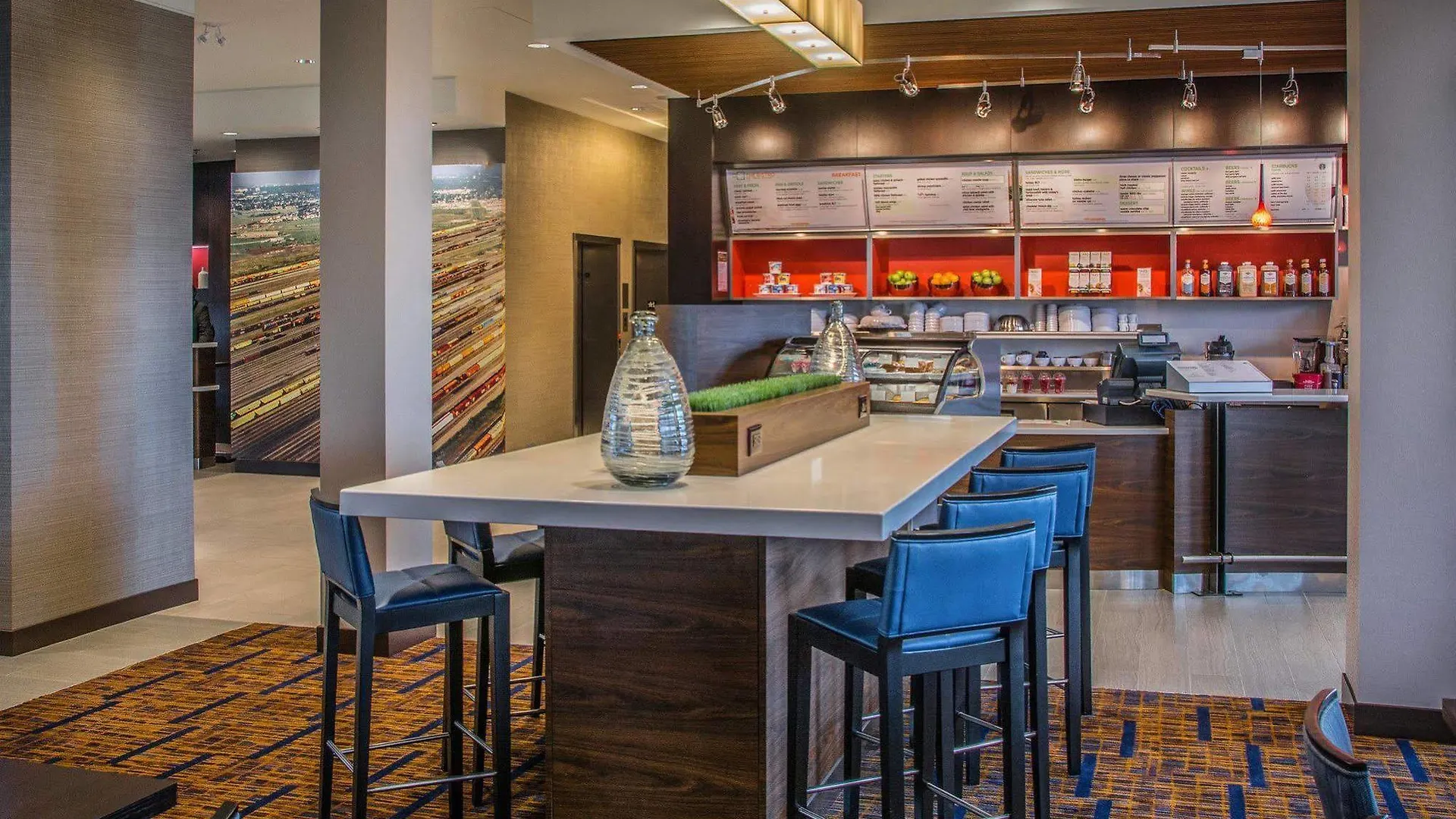Courtyard By Marriott Winnipeg Airport 4*,  Canada